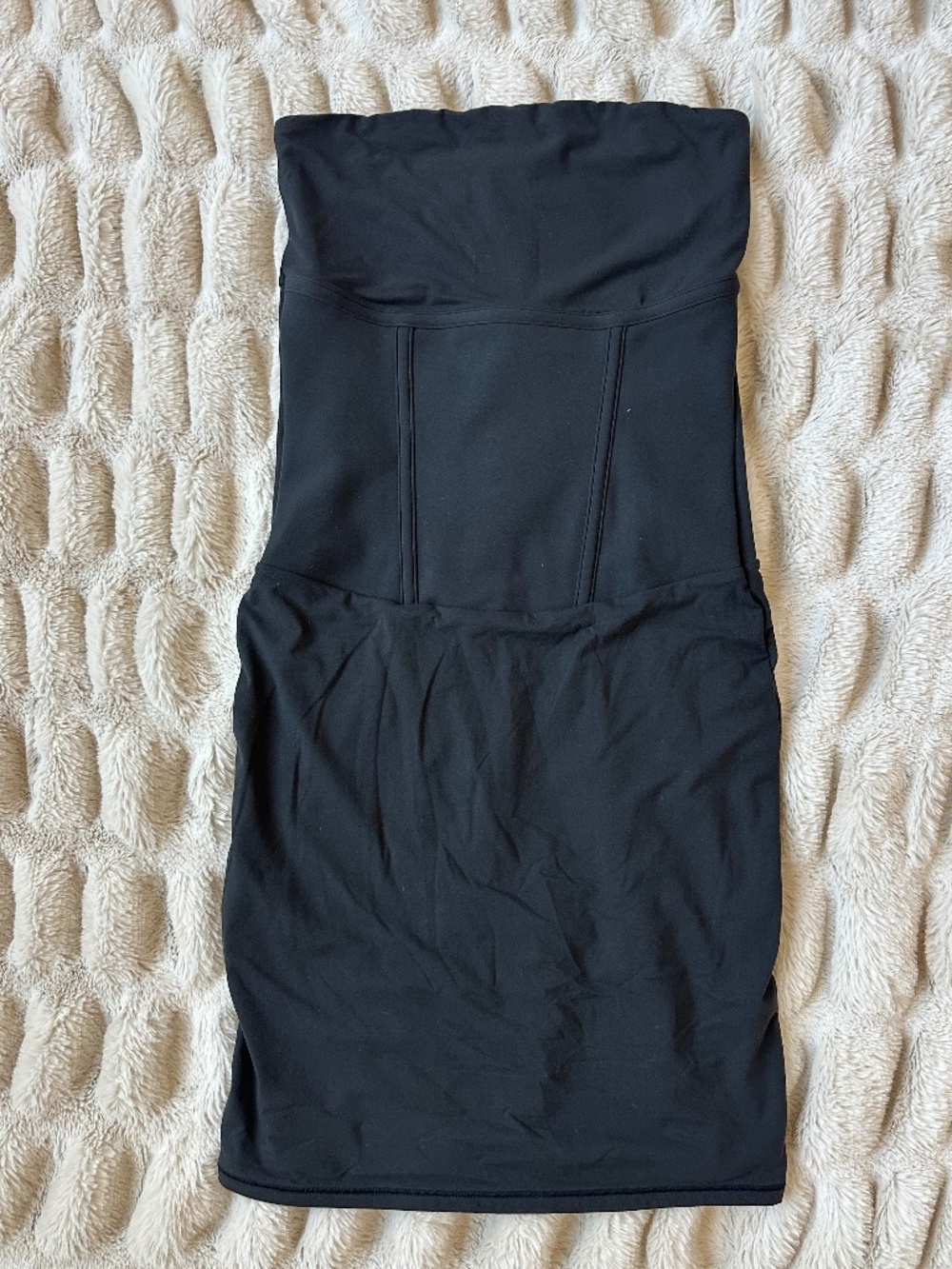 SKIMS Strapless LBD / Little Black Dress